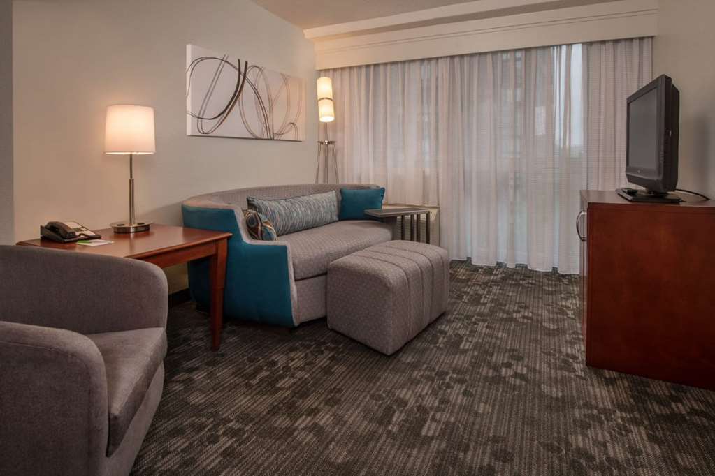 Sonesta Select Arlington Rosslyn - photo 27
