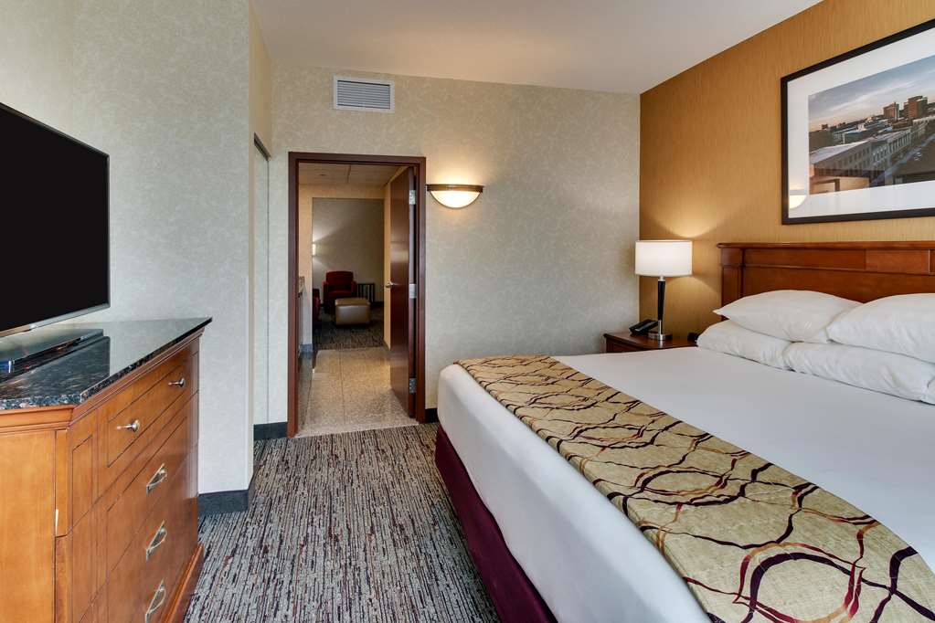 Drury Inn & Suites Meridian - photo 21