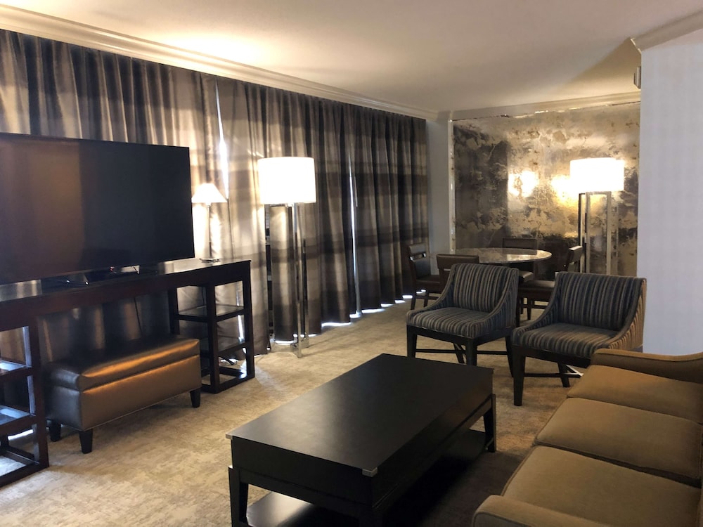 Hilton Houston Post Oak by the Galleria - photo 28