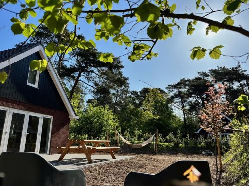 Foss Lodge luxe boutique boshuis Veluwe — 4-Star Luxury Hotel in Nunspeet, Netherlands