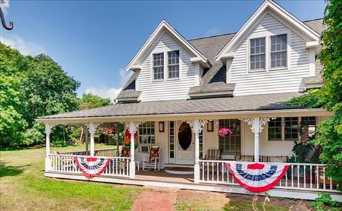 West Tisbury Inn - photo 12