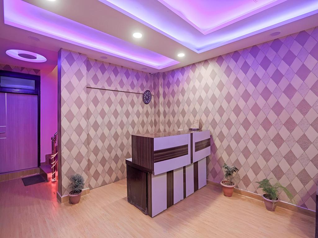 Moody Moon - last minute hotel in New Delhi
