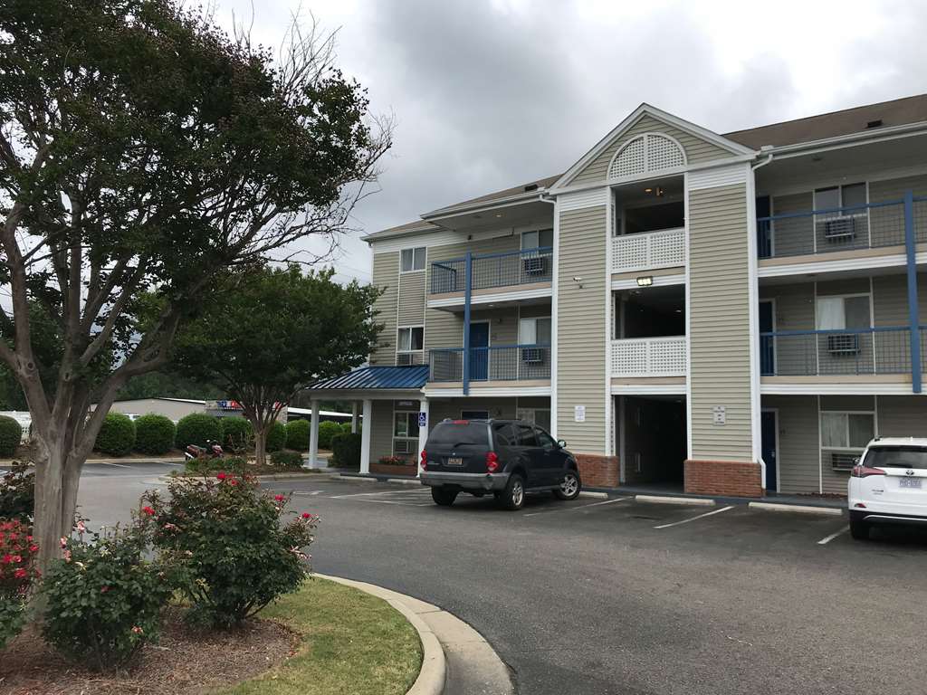 Motel 6 Fayetteville NC Fort Liberty Area - photo 5