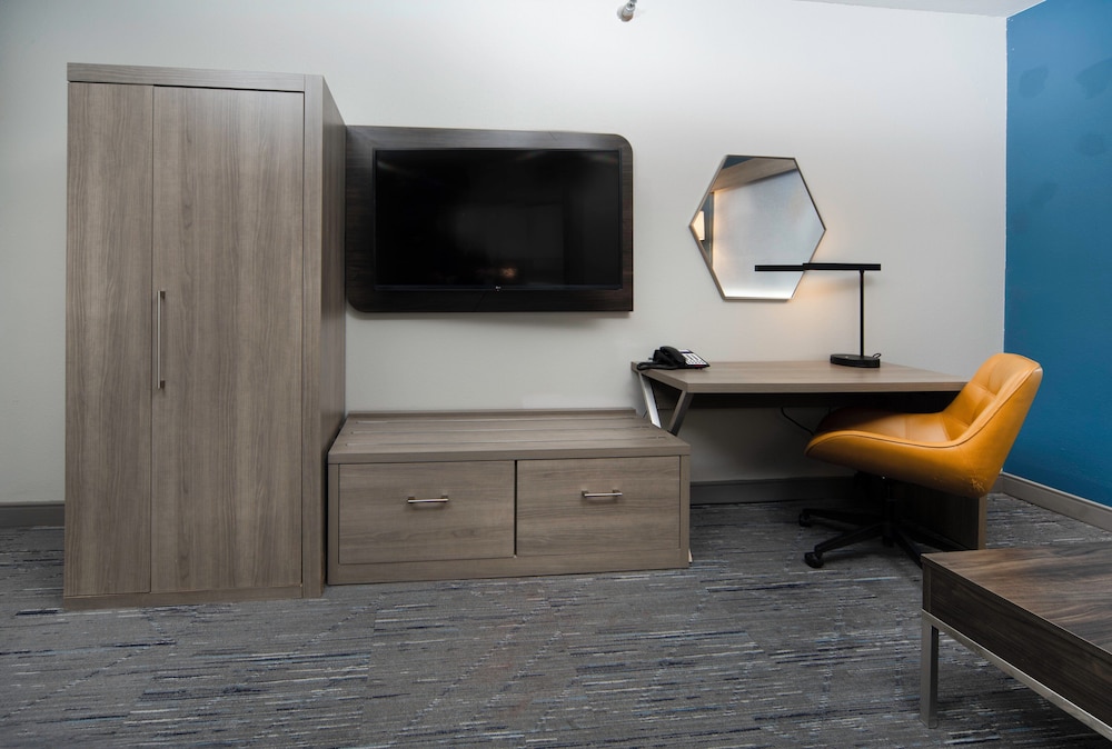 Holiday Inn Express Hotel & Suites Canyon by IHG - photo 14