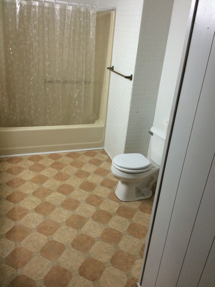 HolmeSuites Extended Stay - photo 13