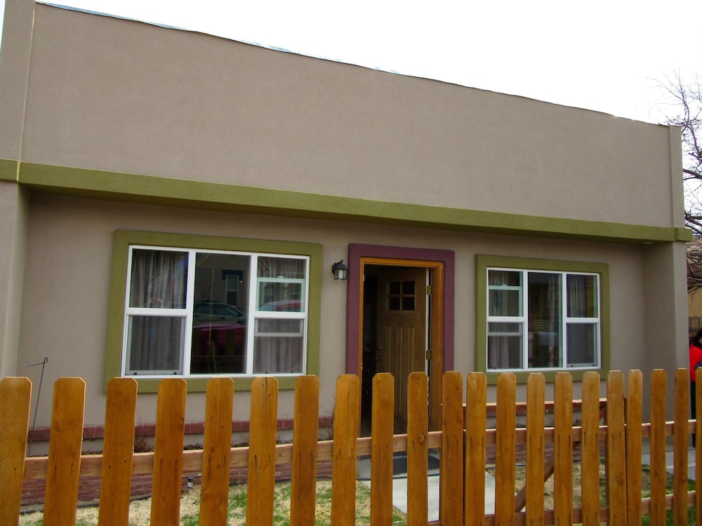Gantt S Corner 3 Bedroom Holiday Home By Pinon Vacation Rentals 19680658 — Salida