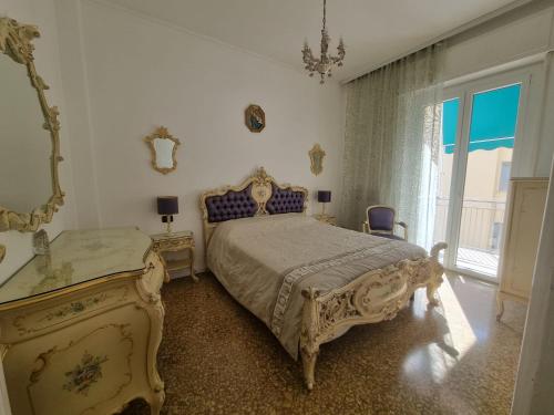 Appartamento Pegli — 4-Star Luxury Hotel in Genoa, Italy