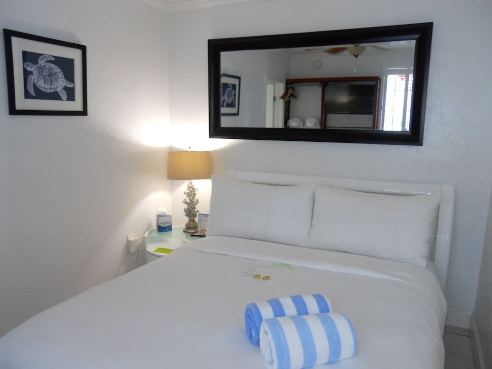 Duval Inn - photo 2