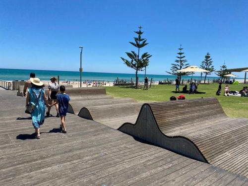 Golden Sands — Henley Beach — photo 4