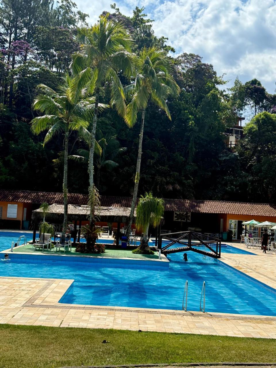 Condominio Em Angra Dos Reis Com Praia Privativa — 4-Star Luxury Hotel in Angra Dos Reis, Brasil