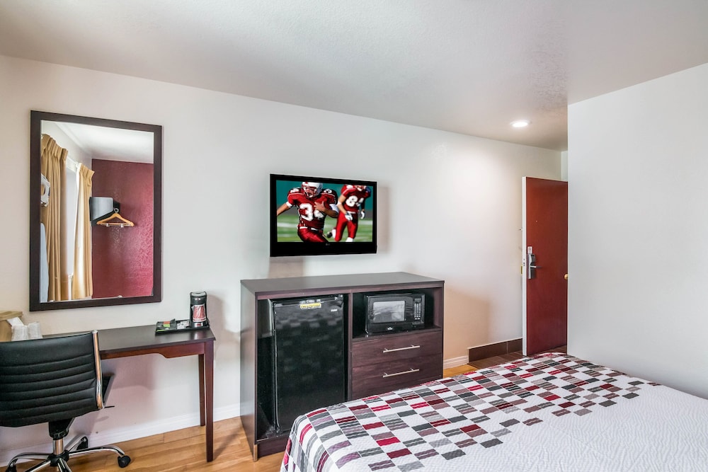 Red Roof Inn Palmdale Lancaster - photo 11