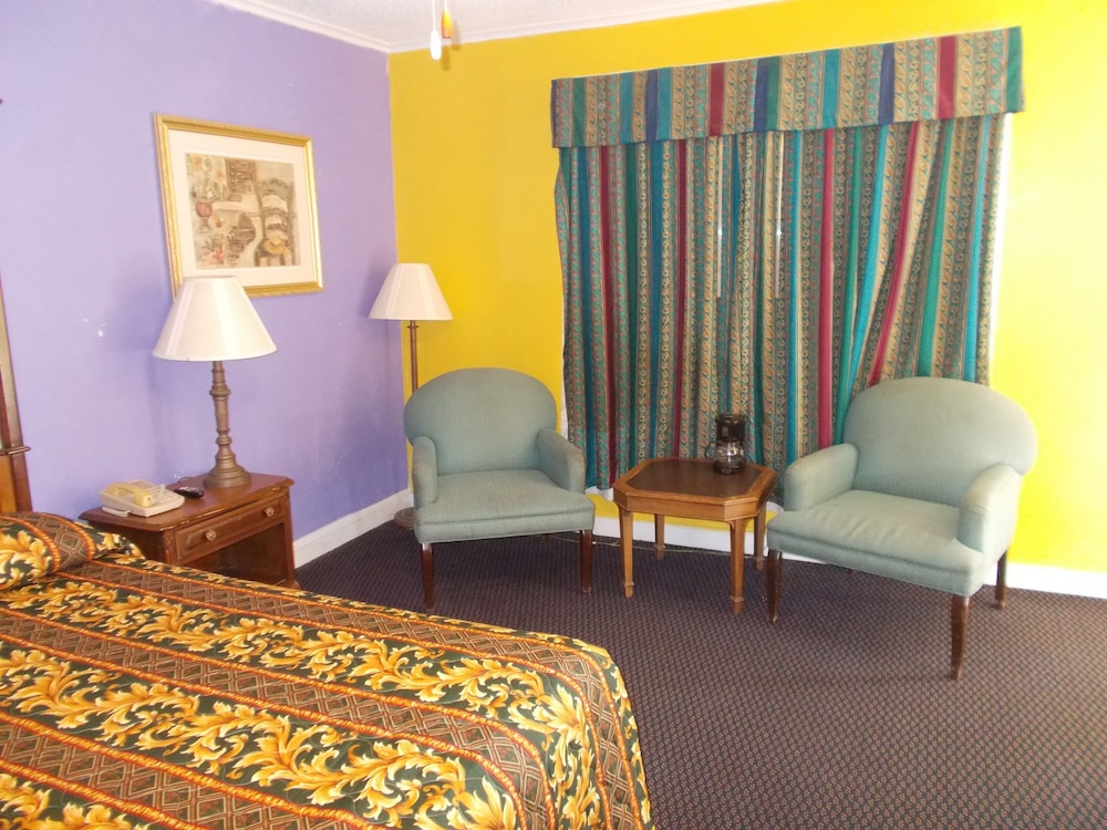 Hillside Motel - photo 19