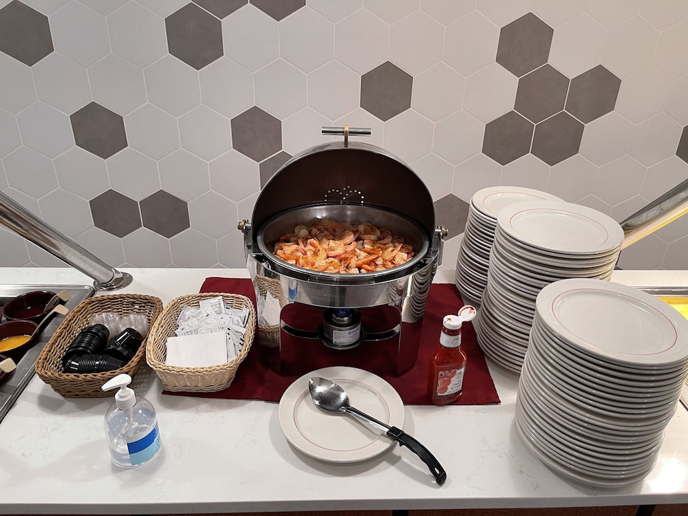 Holiday Inn Martinsburg by IHG - photo 37