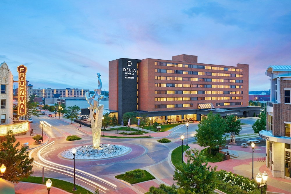 Delta Hotels by Marriott Muskegon Convention Center - featured photo