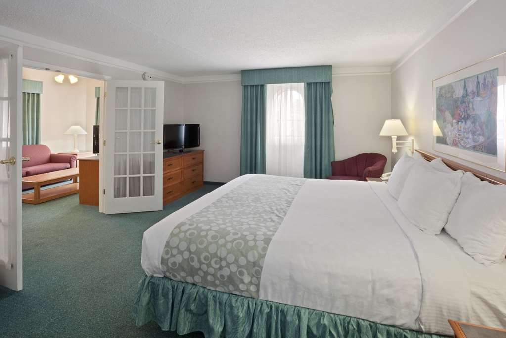 La Quinta Inn by Wyndham Omaha West - photo 17