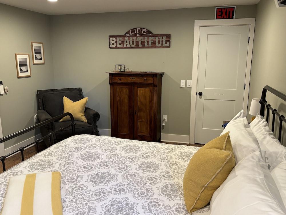 Hermann Crown Suites - photo 51