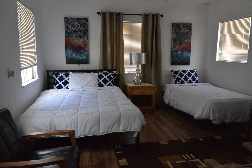 Mojave Trails Inn and Suites - photo 7