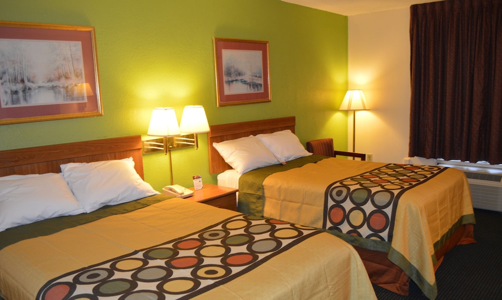 Super 8 by Wyndham Tifton - photo 9