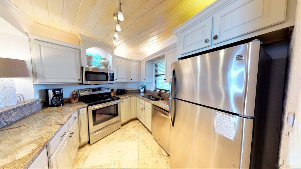 Beachside Towers at Sandestin by Gibson Beach Rentals - photo 109