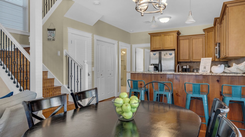 Great Family Home in Seacrest; Resort Pool Beach Shuttle - photo 15