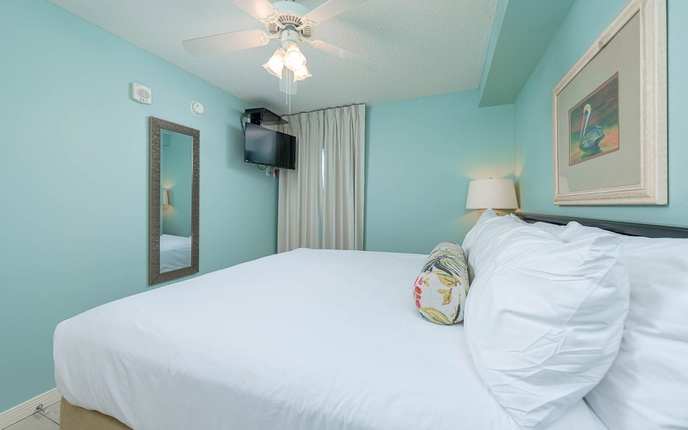 Phoenix All Suites Hotel 308 1 Bedroom Condo by Redawning - featured photo
