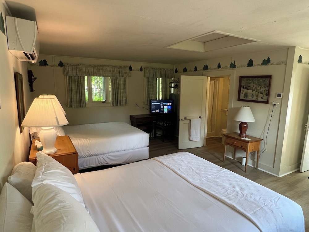 The High Tide Inn - photo 63