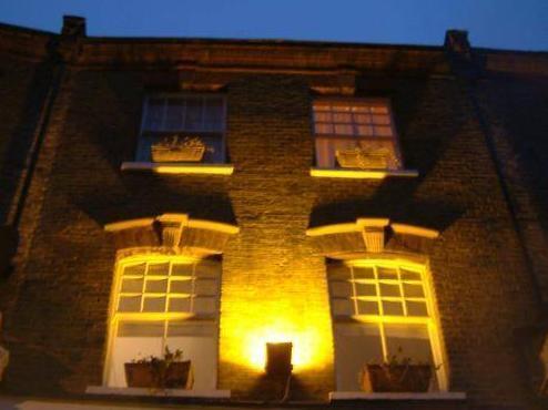 One Six Two - carbon neutral hotel in London
