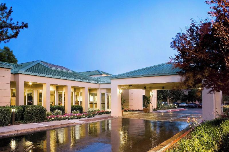 Courtyard by Marriott San Mateo Foster City - photo 9