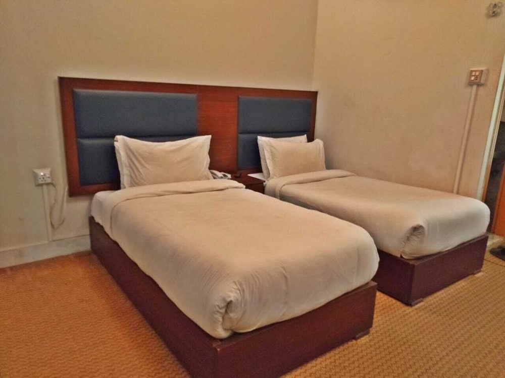 Peral City Hotel — Peshawar — photo 4