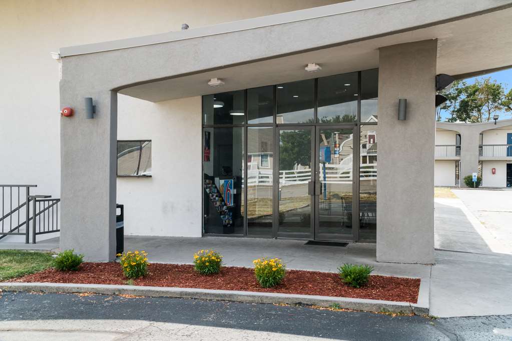 Motel 6 Lexington KY Airport - photo 7