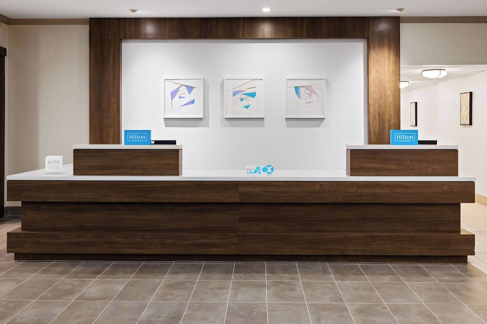 Hilton Garden Inn Milford - photo 4