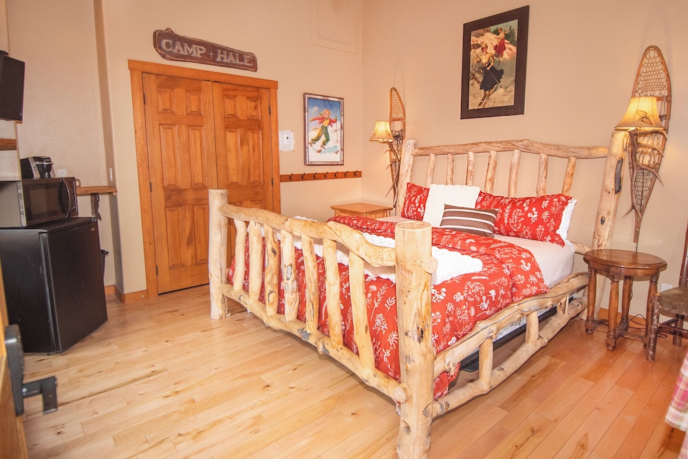 Eml 6 Hidey Hole — hotel in Paonia