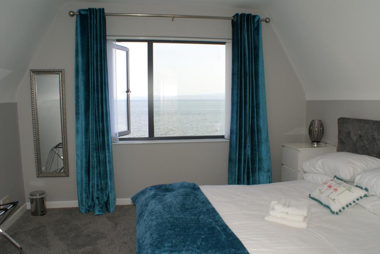 Watersedge Redcastle