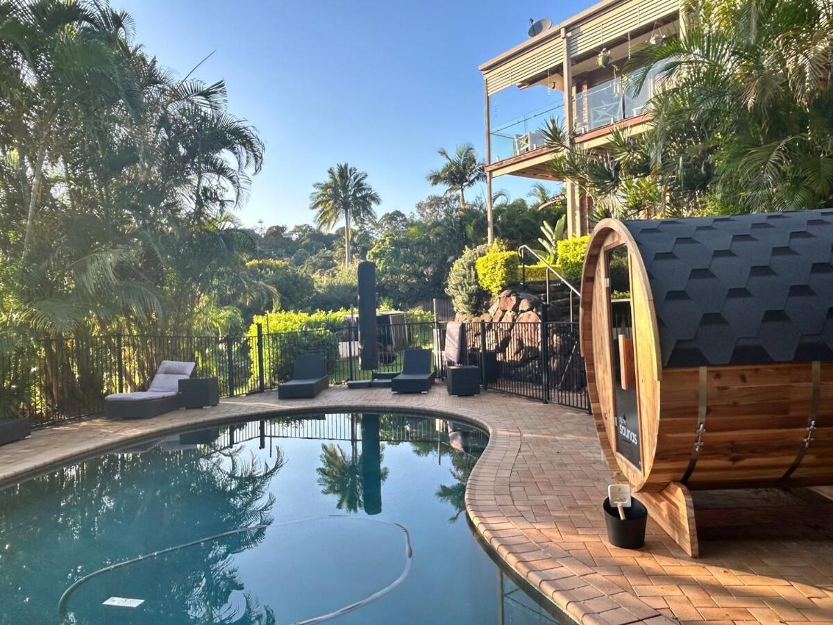 King Bed Studio Seperate Entry Sauna Pool Garden View - last minute hotel in Unknown City