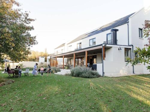 Yonder Hill Accommodation — 4-Star Luxury Hotel in Stellenbosch, South Africa
