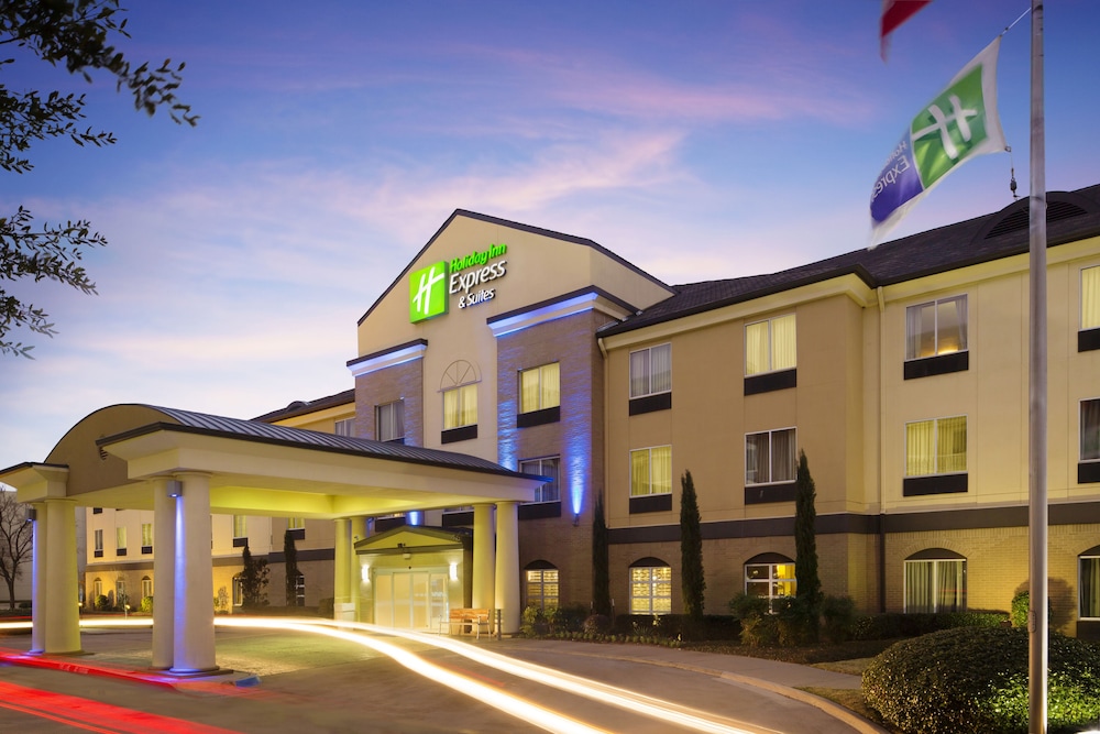 Holiday Inn Express Suites Dfw Grapevine By Ihg — Grapevine
