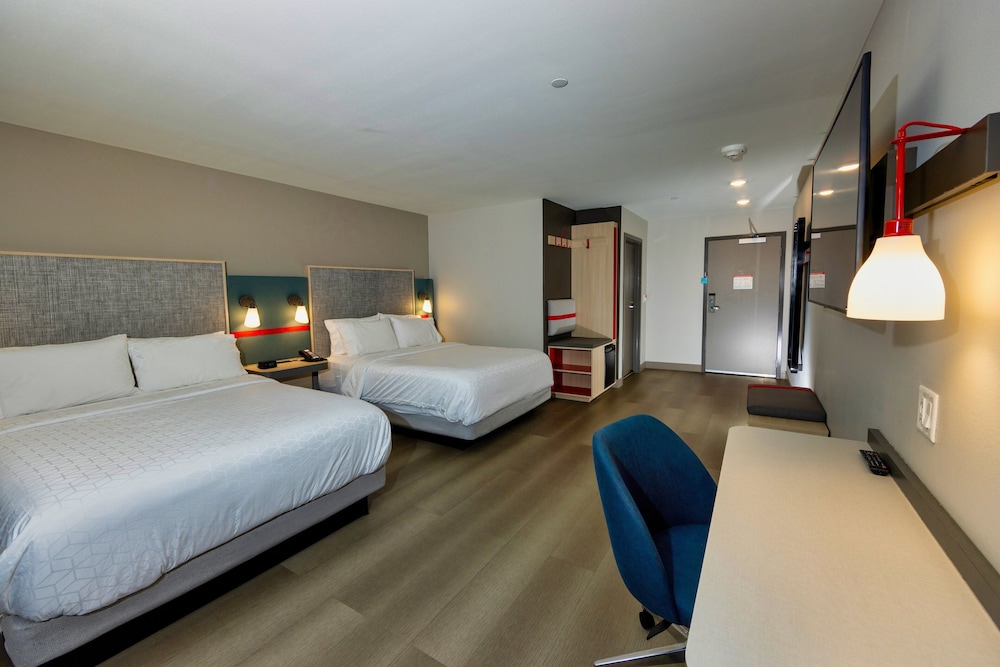 avid hotel Denver Airport Area by IHG - photo 10