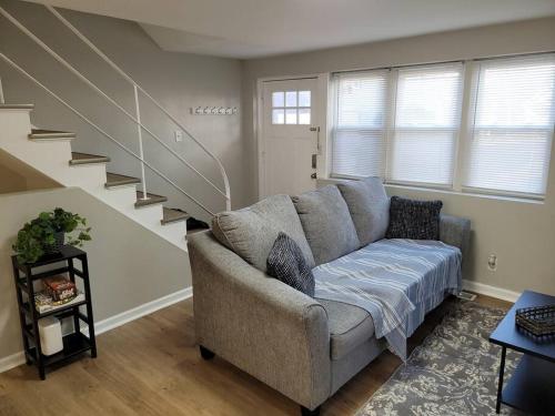 Davenport Dwellings Three Bedroom — 4-Star Luxury Hotel in Omaha, United States