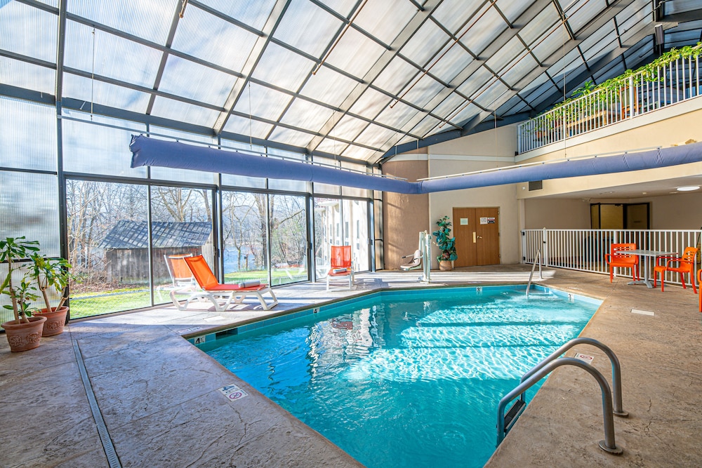 River Bend Inn - photo 24