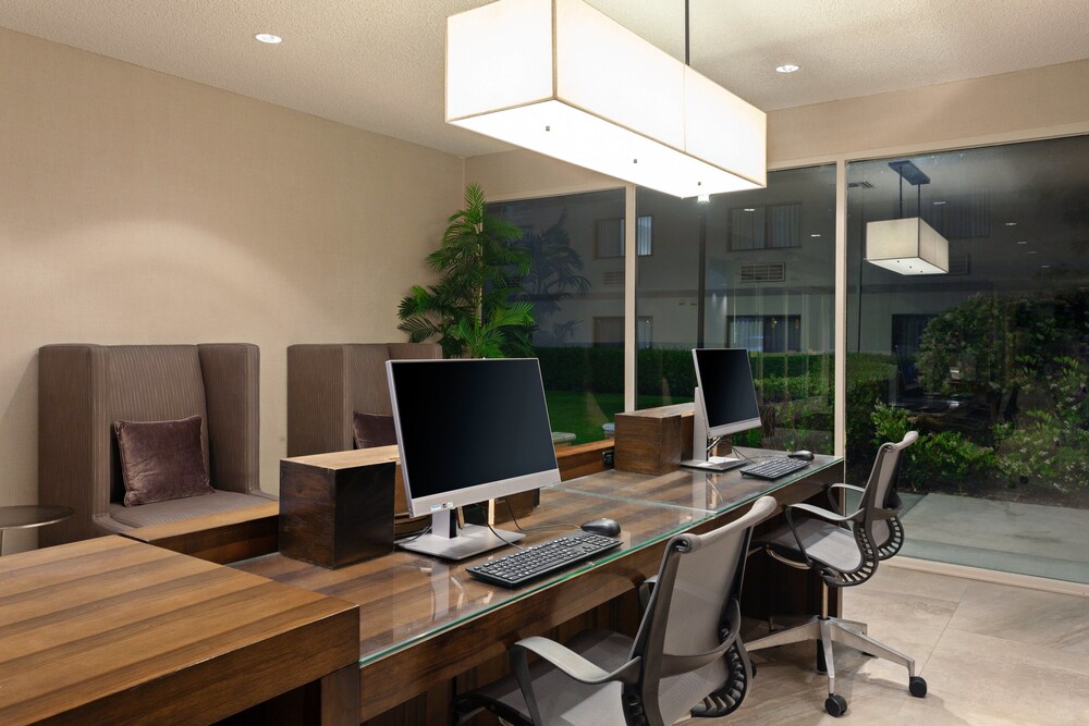 Crowne Plaza Silicon Valley N Union City - photo 45