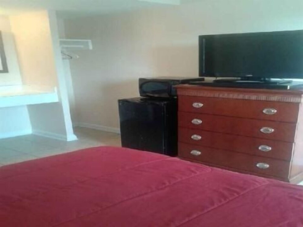 Fountainbleau Inn - photo 9