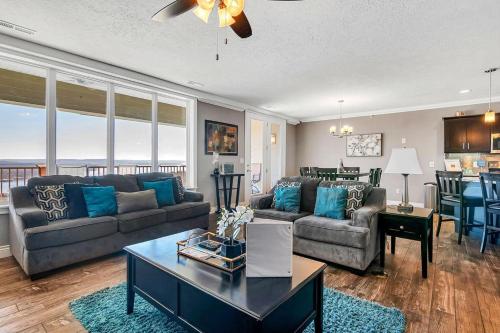 Hawthorne 1423 in Branson, United States