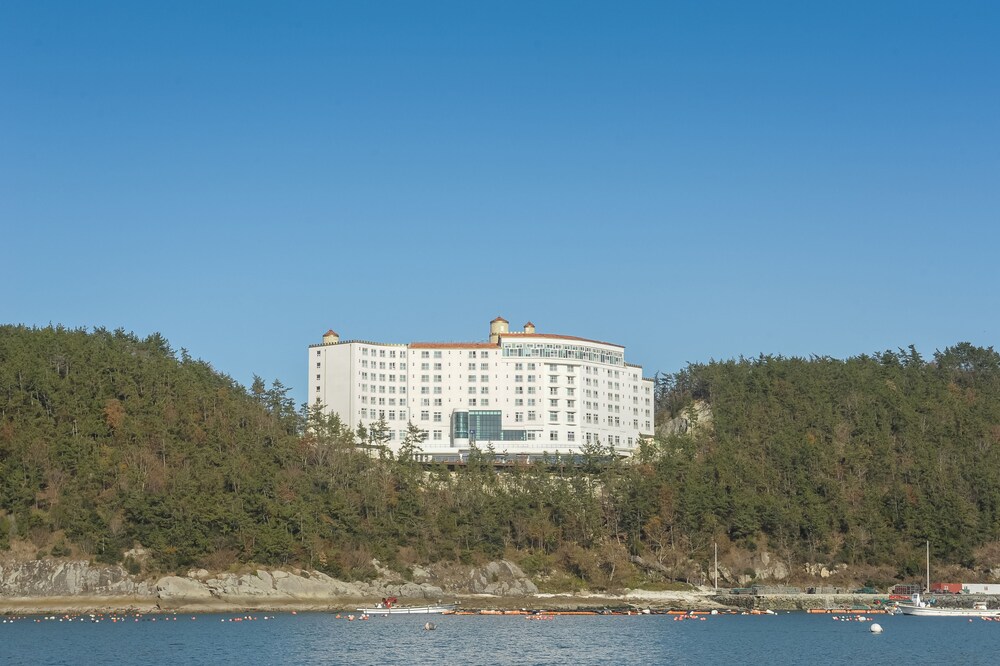 Wando Oneness Resort — hotel in Su-Dong