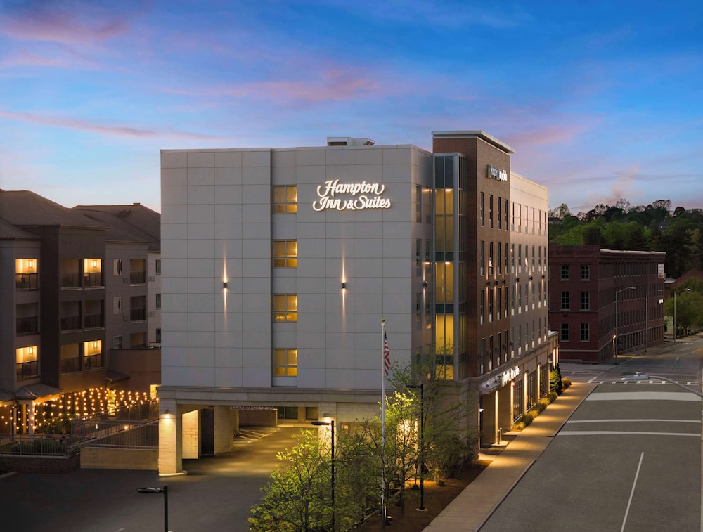 Hampton Inn & Suites Worcester - photo 60