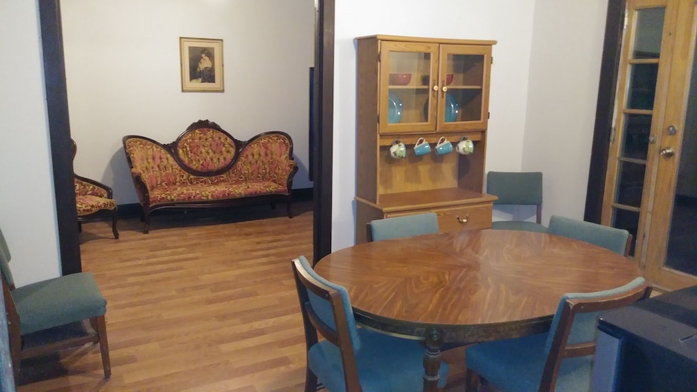 Trucountry Inn - photo 18