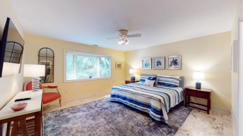 2 Off Shore - photo 23