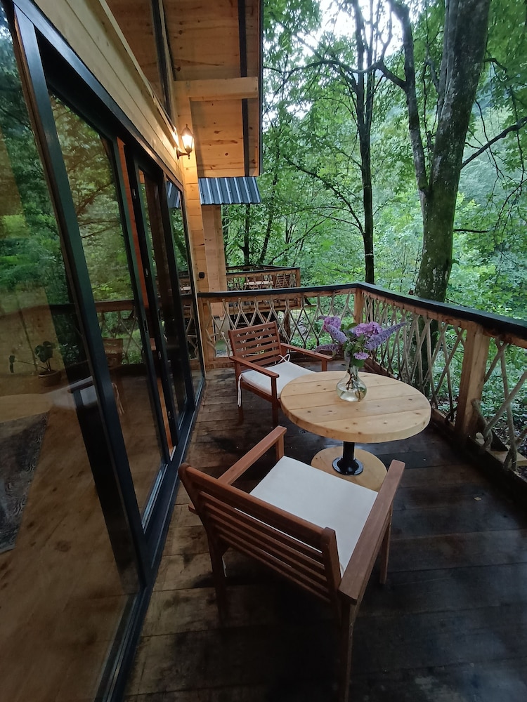 Samur Dag Evleri - carbon neutral hotel in Pazar