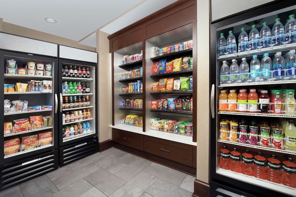 Embassy Suites by Hilton Atlanta Airport - photo 29