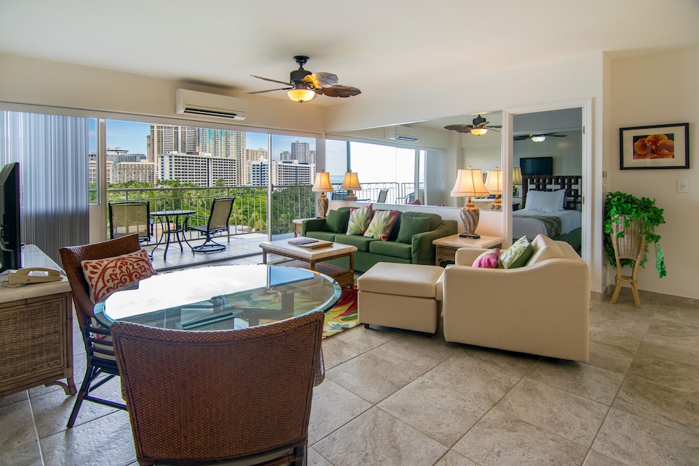 Waikiki Shore By Outrigger - photo 100