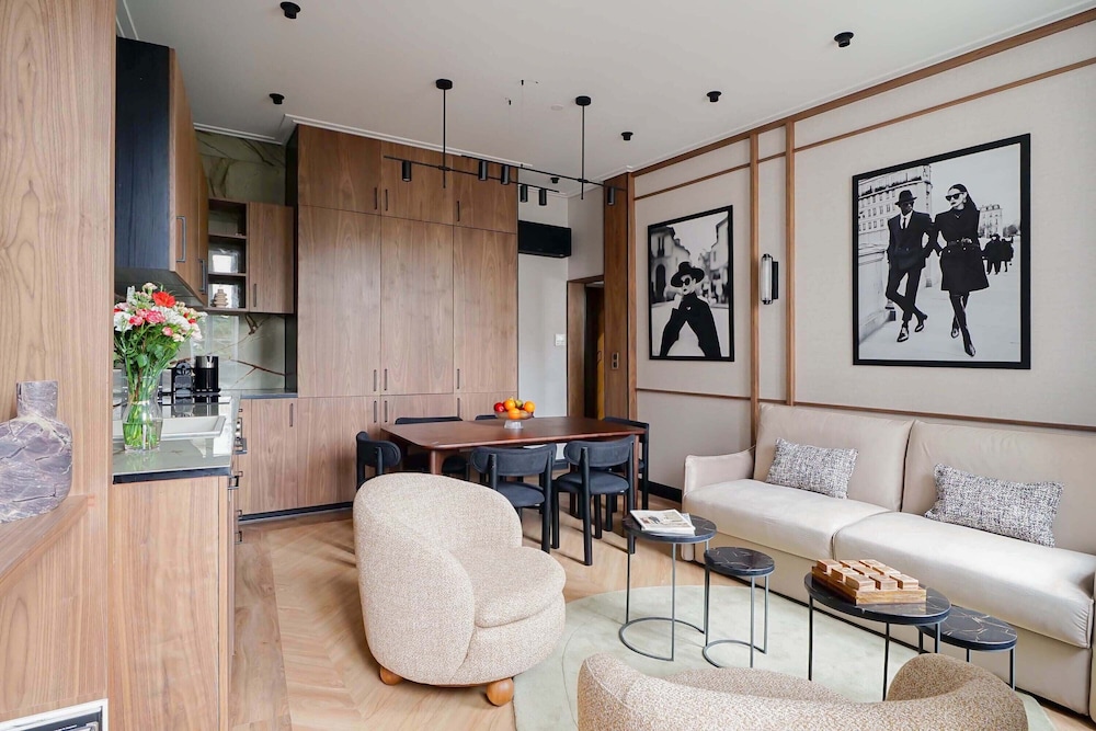 Merveil Signature Suite Dulud — 4-Star Luxury Hotel in Neuilly-Sur-Seine, France